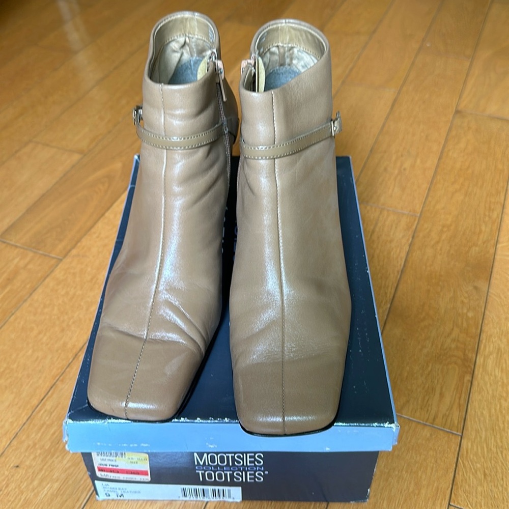 Mootsies Tootsies Collection leather booties.